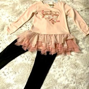 Size 6 set pink and gold with black and gold legging.